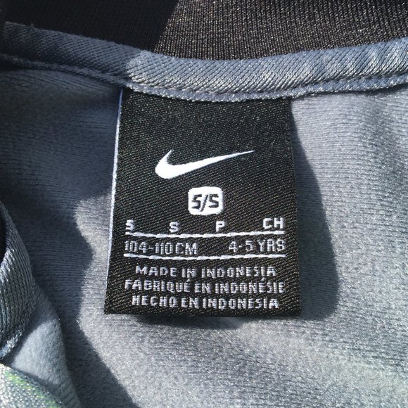 Nike Kids Full Zip Jacket Black Gray Size 5 - Picture 3 of 4